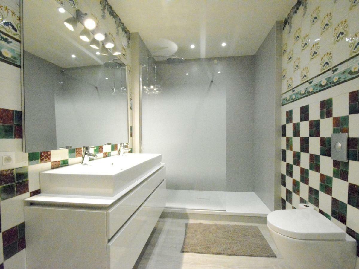 Large Townhouse With Pool Table Villa Bouillon Buitenkant foto