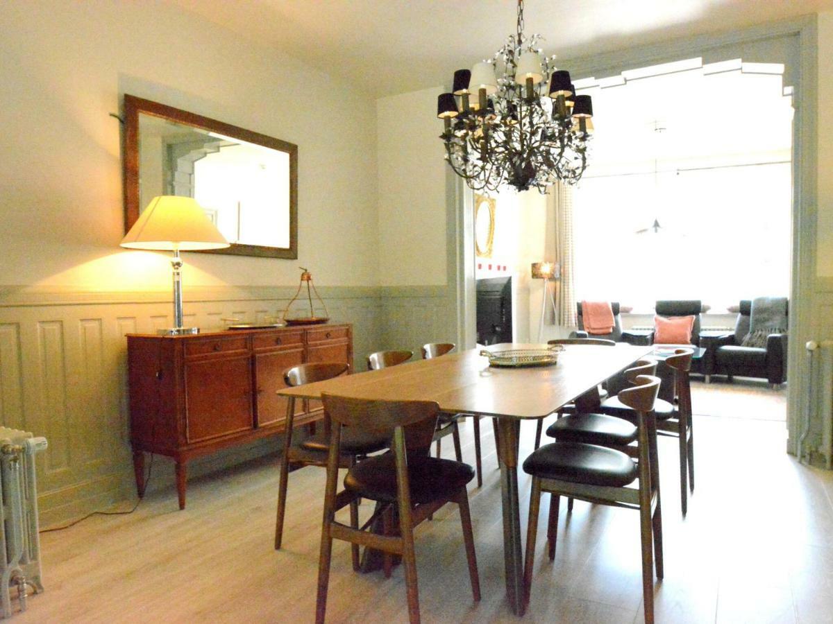 Large Townhouse With Pool Table Villa Bouillon Buitenkant foto
